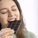 خواص شکلات تلخ برای زنان